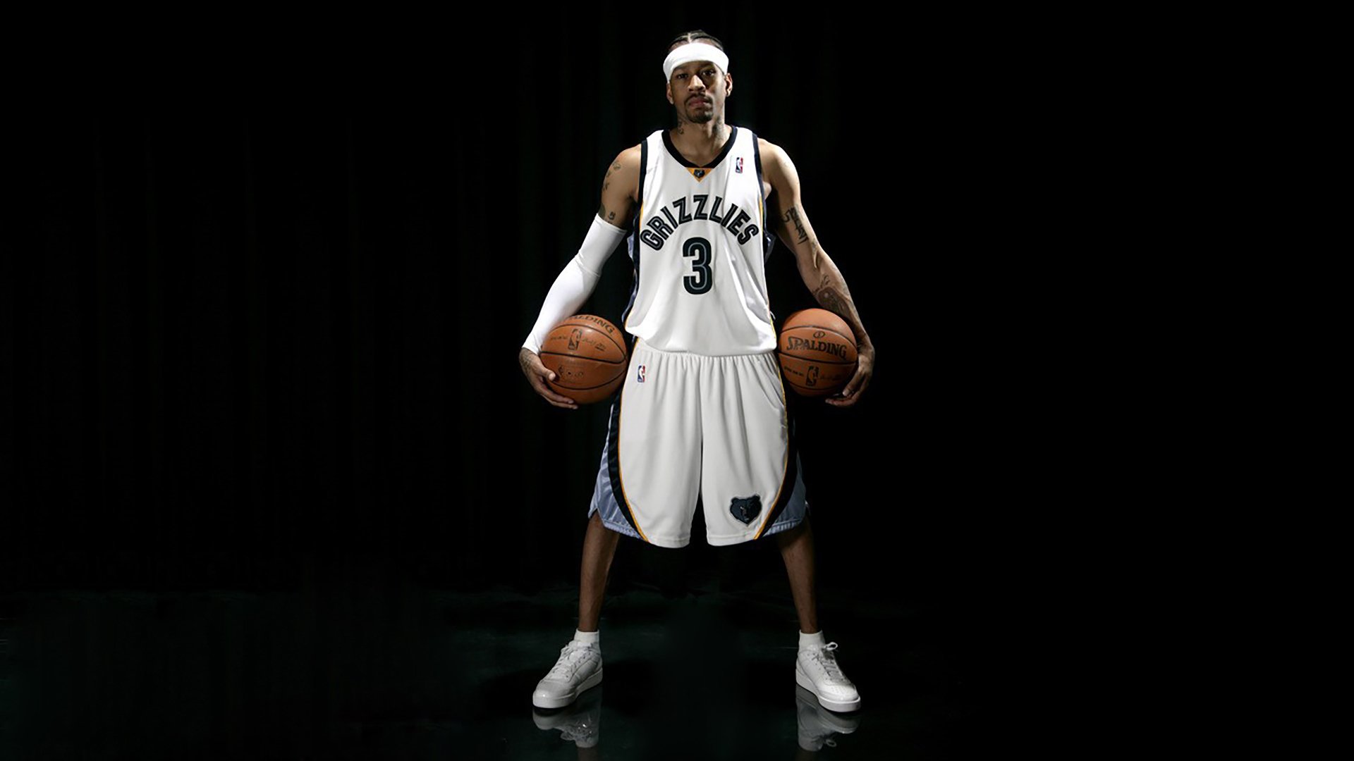 _湖人队拼尽全力，迎来胜利曙光_，湖人队v