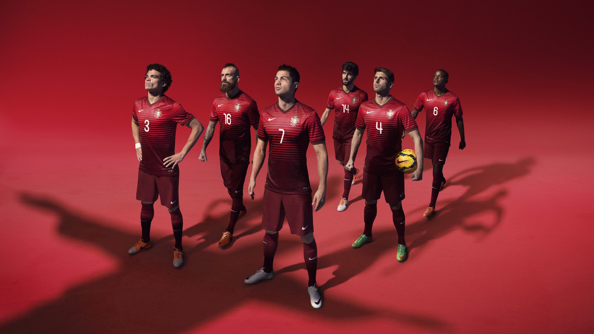 西甲：皇马在客场2-2战平巴萨，榜首差距缩小，皇马2比3巴萨全场回放国语解说